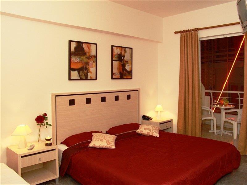 Nancy Hotel Hersónissos Extérieur photo